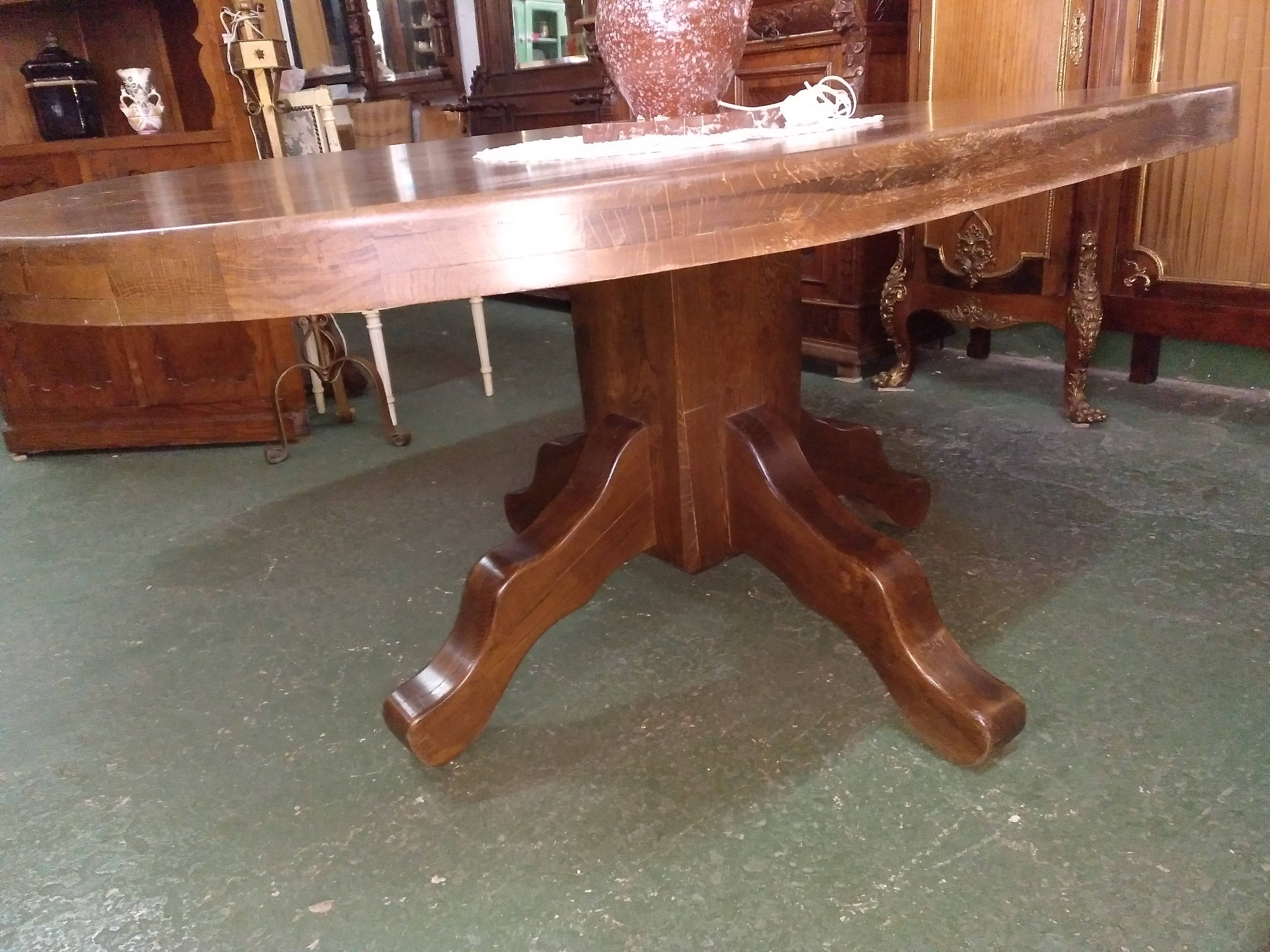 Mesa ovalada de roble 2