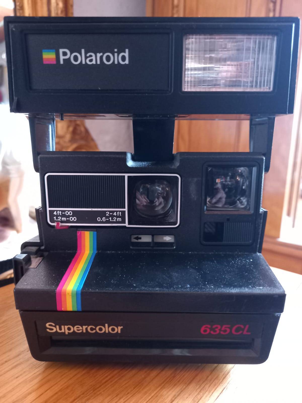 Cámara de fotos Polaroid supercolor 635CL
