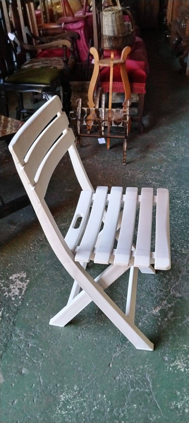 Silla plegable de plástico 2