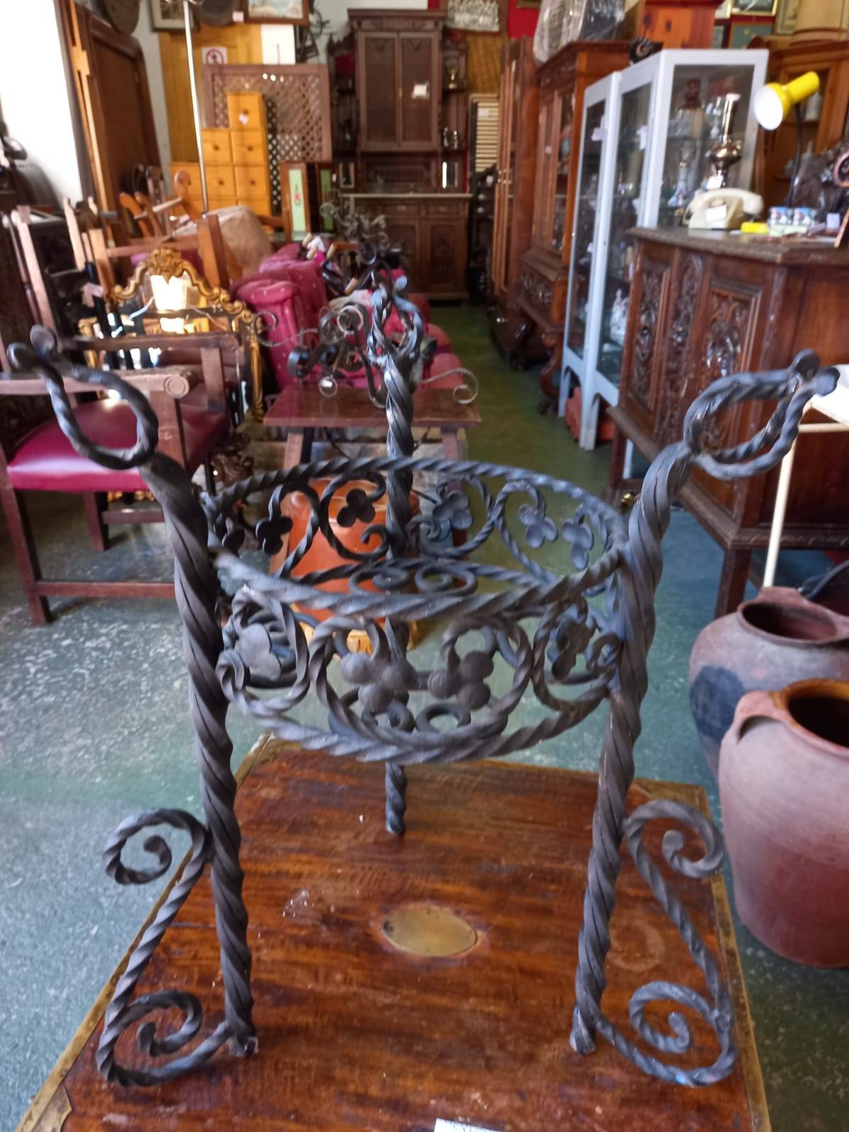 Soporte de forja hierro forjado antiguo 1