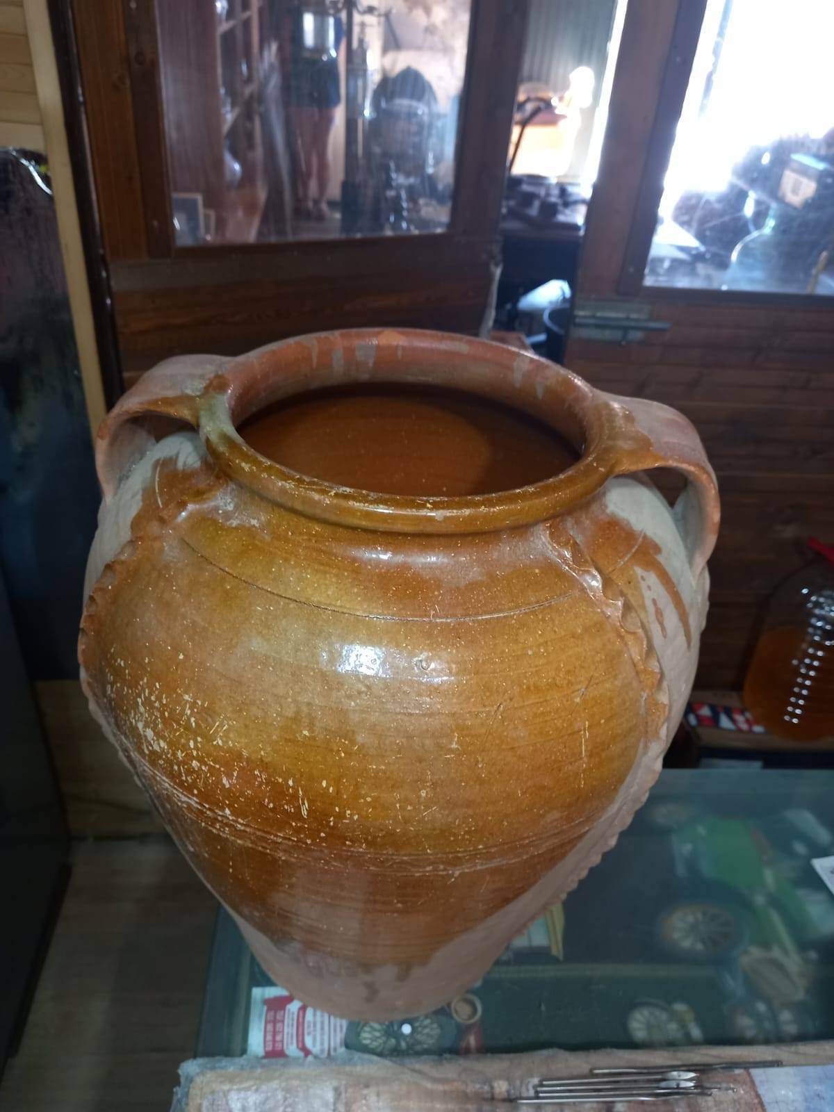 Tinaja con 2 asas