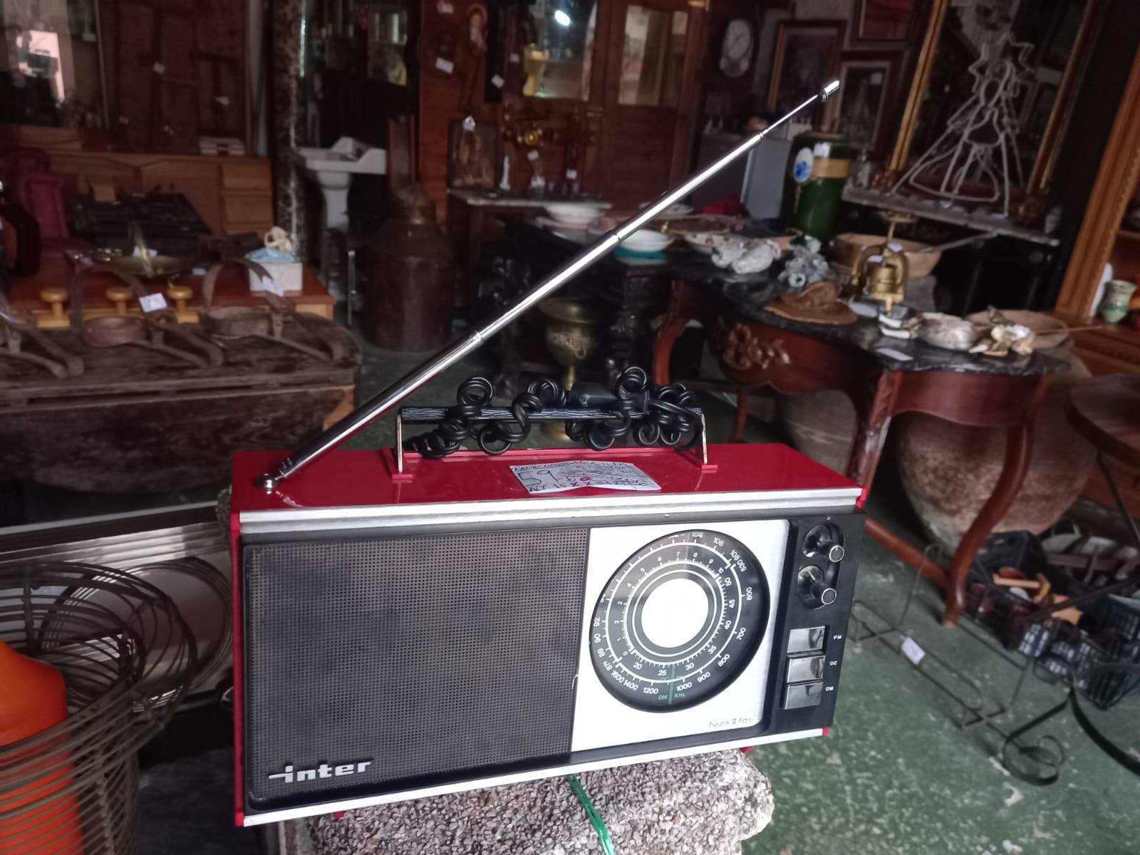 Radio Inter Niza II FM vintage de los años 1975 funcional
