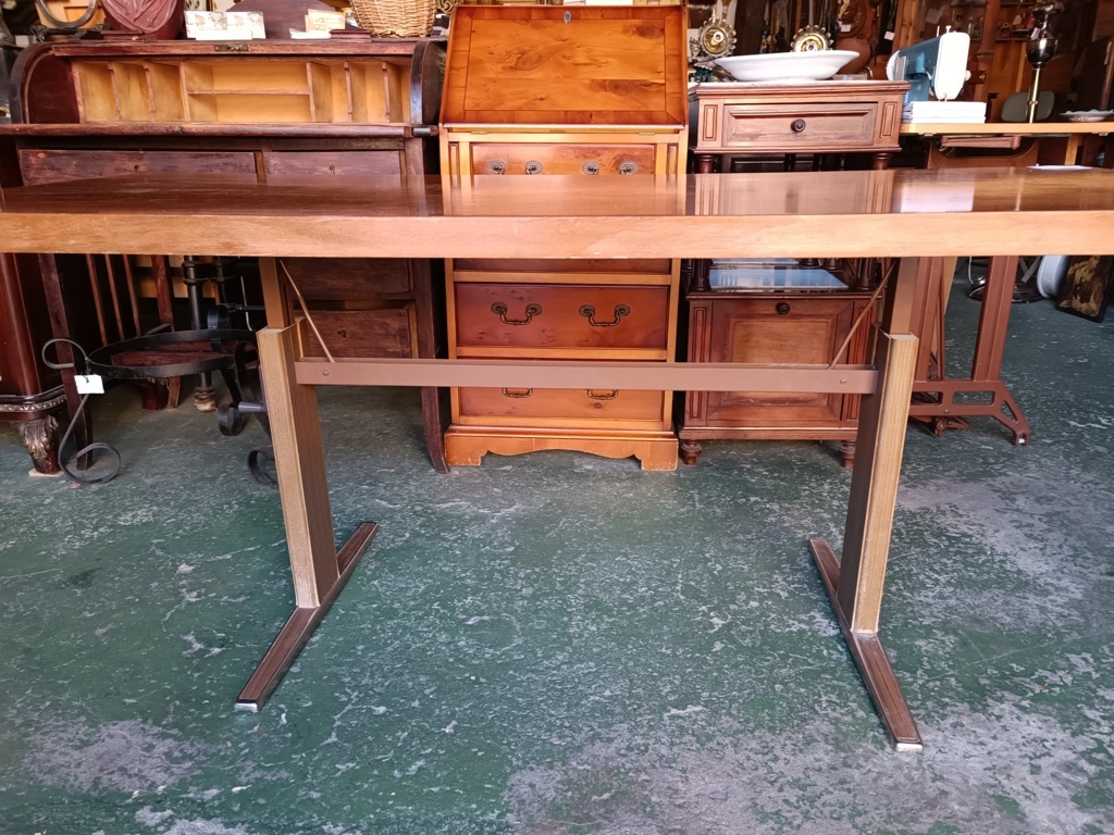 Mesa elevable de comedor 1