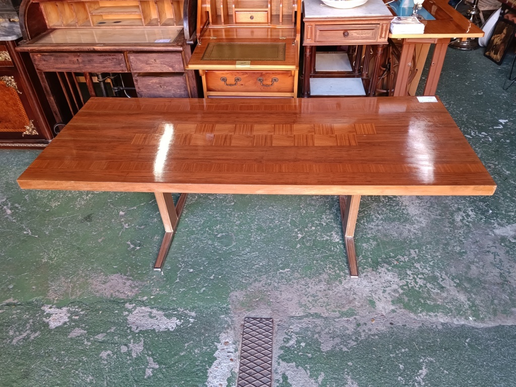 Mesa elevable de comedor 3