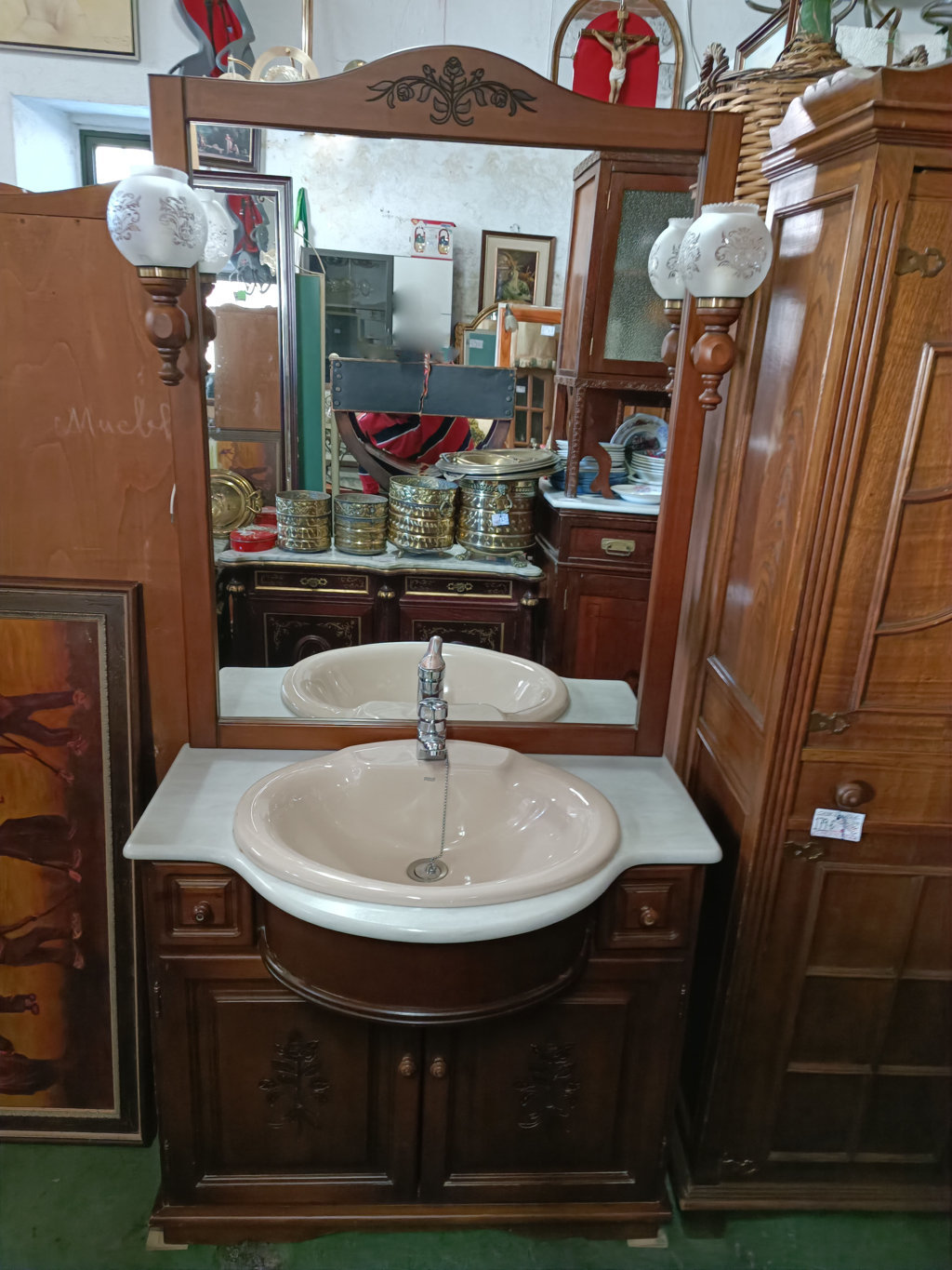 Mueble lavabo con espejo de pino