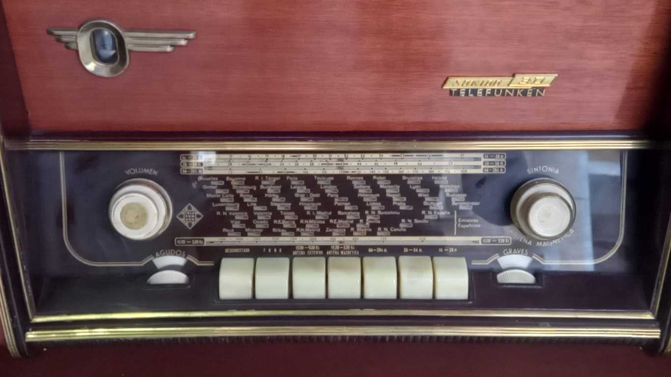 Radio tocadiscos Telefunken FA-1595-3D Beethoven 4