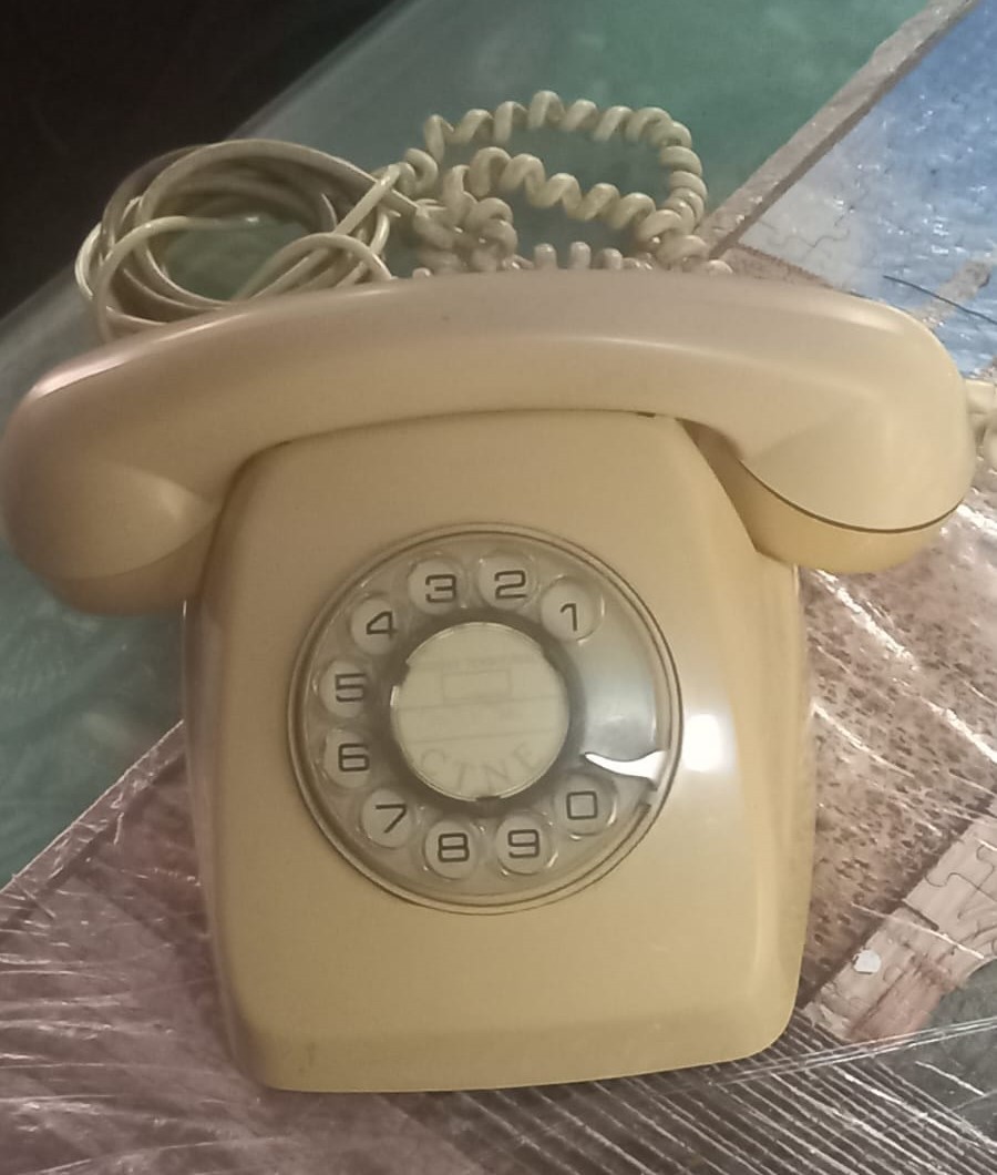 Teléfono Heraldo de disco de los años 70