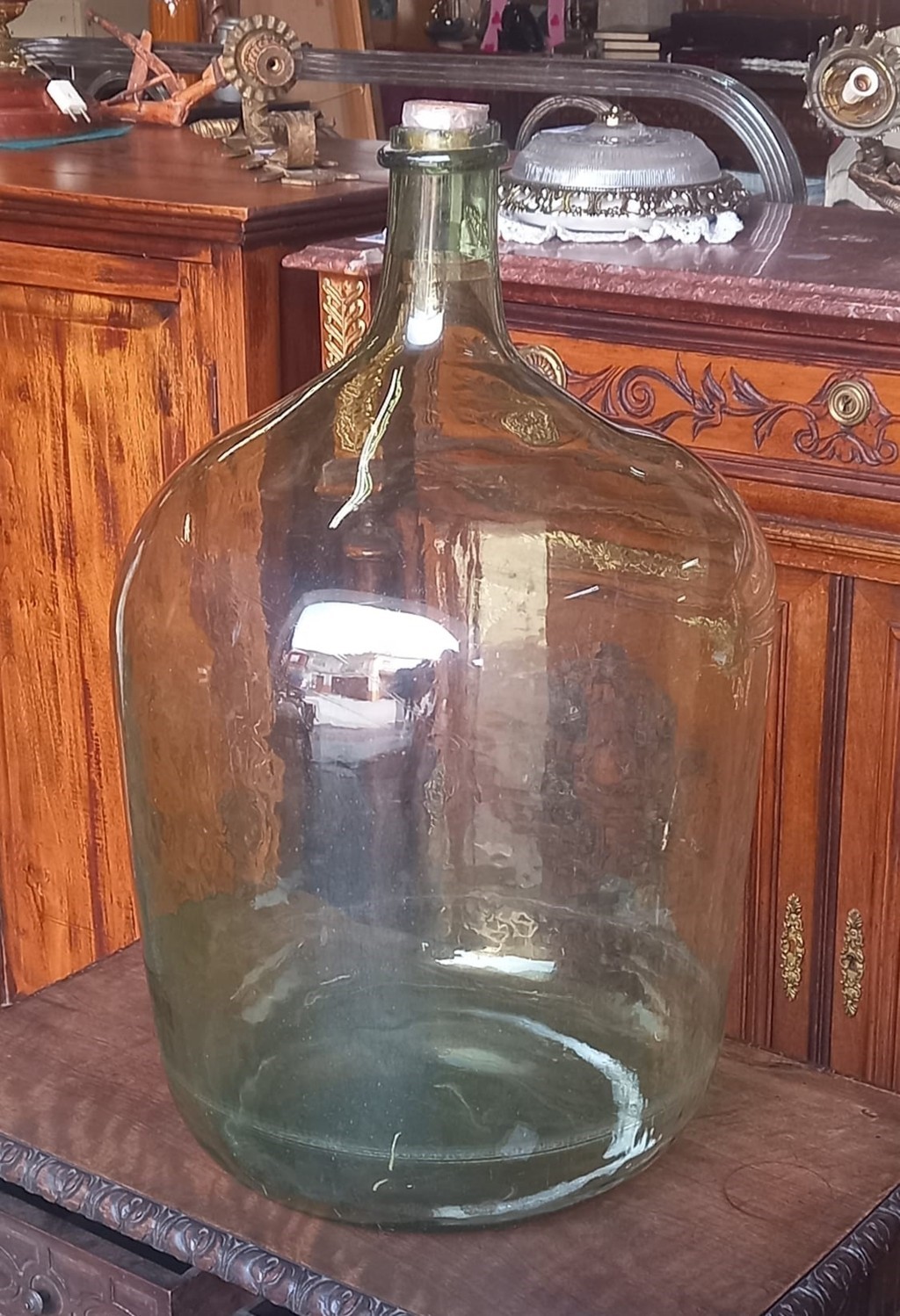 Damajuana de vidrio verde de los años 50 de 50 litros