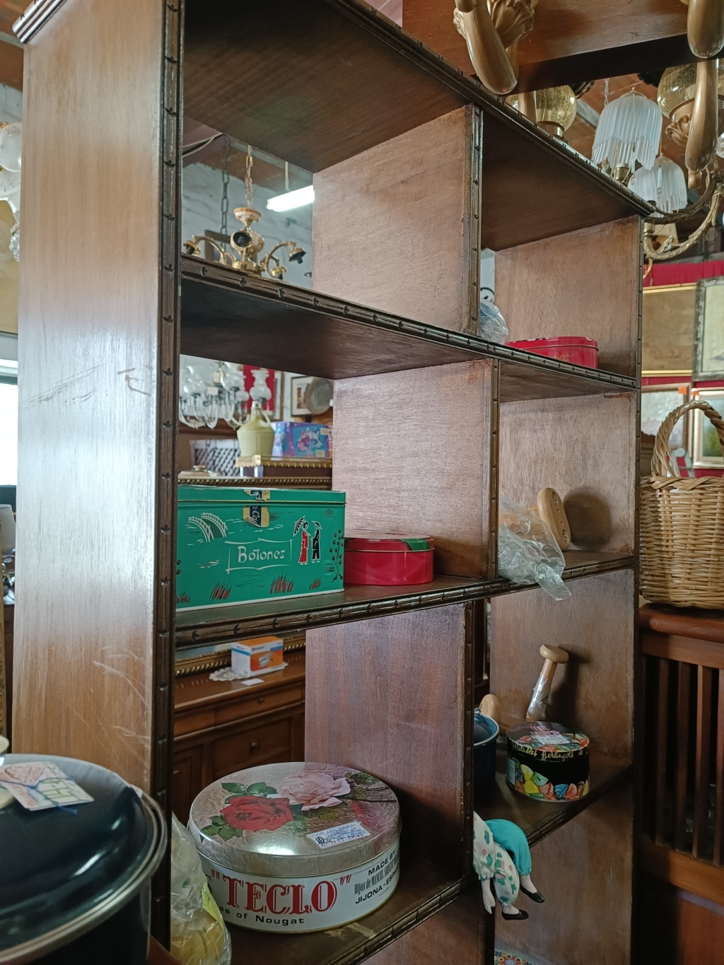 Estantería-librería de madera maciza 2